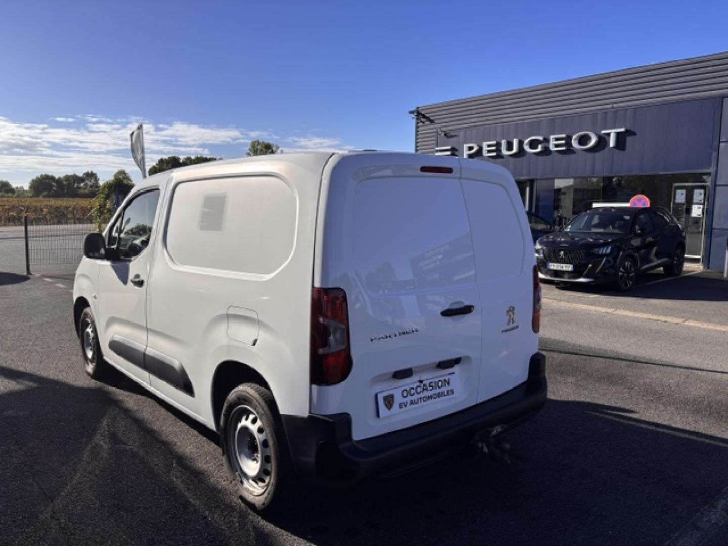 Partner Standard 650kg BlueHDi 130ch S&S Premium EAT8 Partner Standard 650kg BlueHDi 130ch S&S Premium EAT8